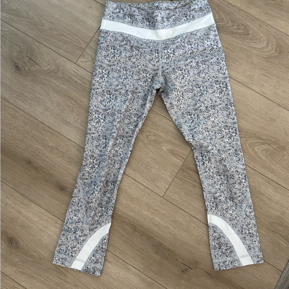 Lululemon cropped leggings